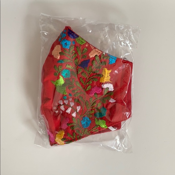 Reusable, Washable hand embroidered Face mask. - Picture 5 of 6